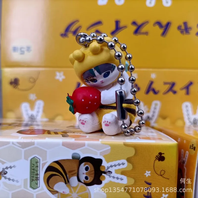 5 قطع من زينة السيارة على شكل  - مراجعة Cat Toys وسعره